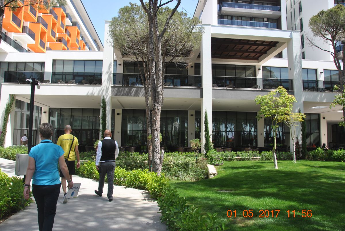 imagini hotel TRENDY LARA